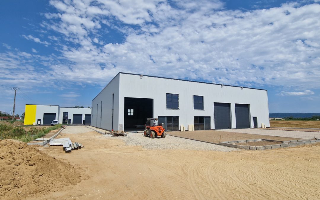 3 BATIMENTS COMMERCIAUX SPART – Tignieu-Jameyzieu 38